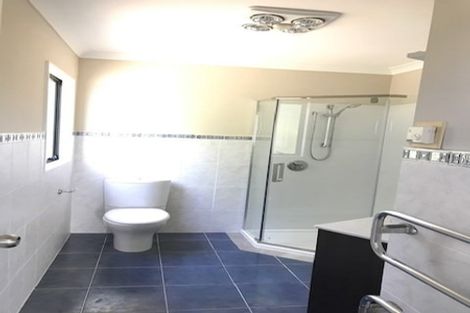 Photo of property in 30 Killybegs Drive, Pinehill, Auckland, 0632