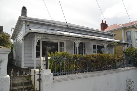 Photo of property in 30 Thompson Street, Mount Cook, Wellington, 6011