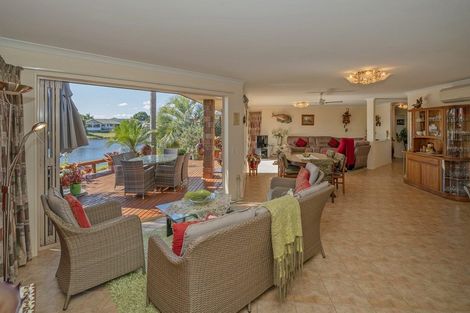 Photo of property in 38 Motukorure Parade, Cooks Beach, Whitianga, 3591