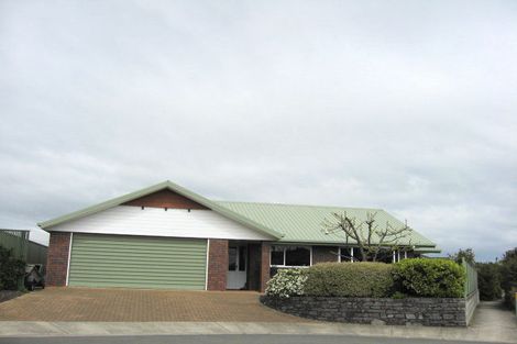 Photo of property in 5 Glover Place, Stoke, Nelson, 7011