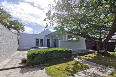 Photo of property in 111 Memorial Avenue, Burnside, Christchurch, 8053
