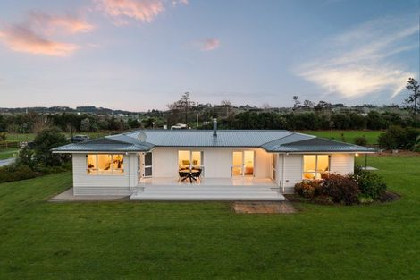 Photo of property in 21 Maclennan Farm Lane, Kaukapakapa, 0871