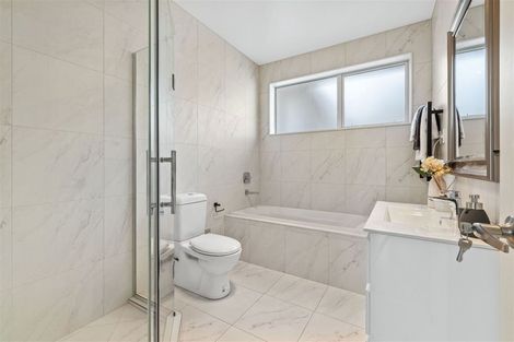 Photo of property in 18 Raymond Grace Avenue, Huapai, Kumeu, 0810