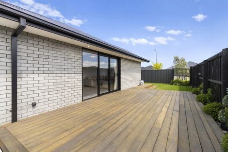 Photo of property in 100 Lenborough Drive, Rolleston, 7614