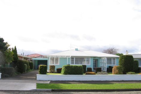 Photo of property in 19 Richmond Avenue, Takaro, Palmerston North, 4410