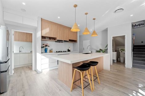 Photo of property in 7 Marlin Street, West Harbour, Auckland, 0618