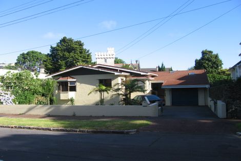 Photo of property in 15 Glenfell Place, Epsom, Auckland, 1023