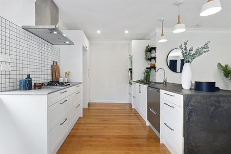 Photo of property in 3 Kingswood Road, Brookfield, Tauranga, 3110