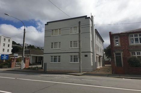 Photo of property in Norton Flats, 6/302 Willis Street, Aro Valley, Wellington, 6011