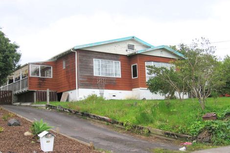 Photo of property in 25 Clayburn Road, Glen Eden, Auckland, 0602