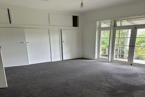 Photo of property in 41 Woodglen Road, Glen Eden, Auckland, 0602
