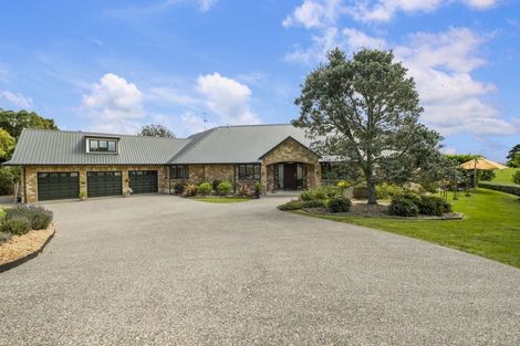 Photo of property in 45a Medhurst Road, Bombay, 2675