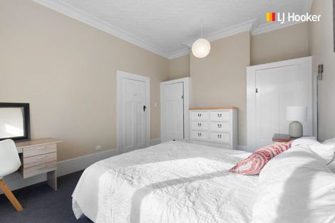 Photo of property in 69 Hargest Crescent, Saint Clair, Dunedin, 9012