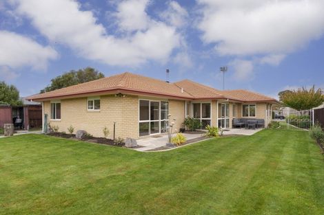 Photo of property in 139 Chinnerys Road, Woodend, 7610