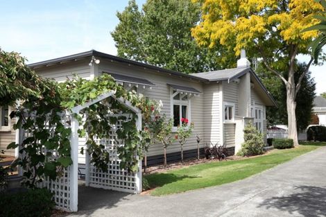 Photo of property in 212 Wolseley Street, Mayfair, Hastings, 4122