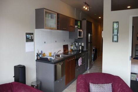 Photo of property in Atrium Towers, 8g/154 The Terrace, Wellington Central, Wellington, 6011