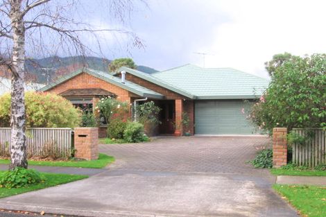 Photo of property in 6 Horopito Road, Waikanae, 5036