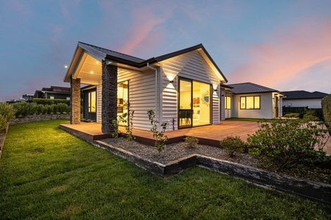 Photo of property in 84 Maurice Kelly Road, Wainui, 0932