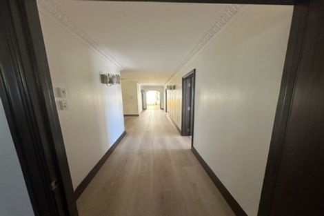 Photo of property in 4 Toi Toi Place, Northcote, Auckland, 0627