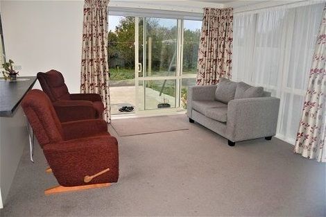 Photo of property in 21 Lenton Street, Aranui, Christchurch, 8061