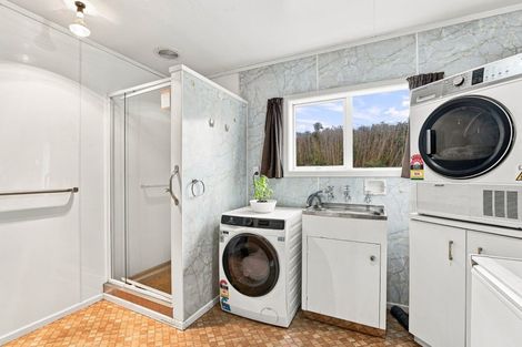 Photo of property in 92 Riverbank Road, Okoia, Whanganui, 4573