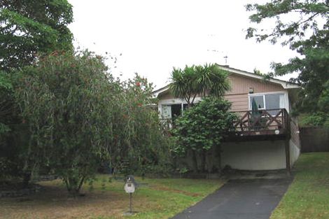Photo of property in 24 Lavery Place, Sunnynook, Auckland, 0632