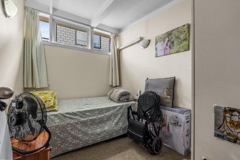 Photo of property in 2/127 Seabrook Avenue, New Lynn, Auckland, 0600