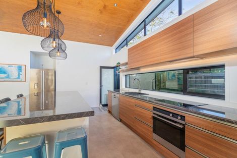 Photo of property in 20 Captain Wood Avenue, Whitianga, 3510