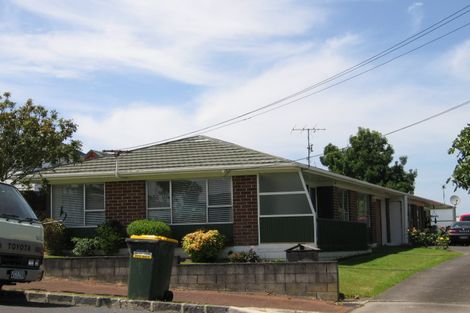 Photo of property in 1/21 Henry Street, Avondale, Auckland, 1026