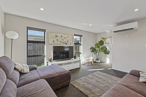 Photo of property in 10 Helmore Street, Rangiora, 7400