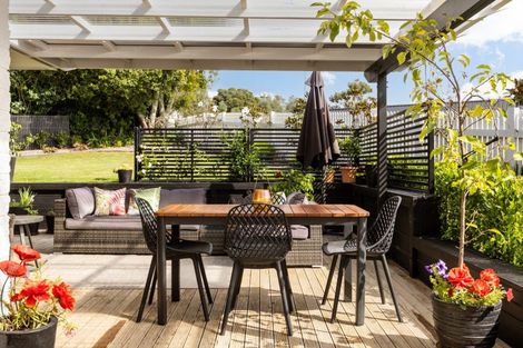 Photo of property in 55 Breadalbane Avenue, Havelock North, 4130