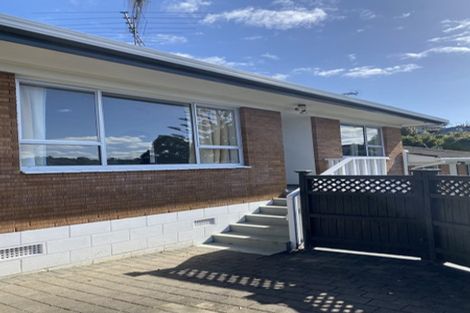 Photo of property in 1/30 Acacia Road, Torbay, Auckland, 0632