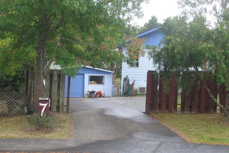 Photo of property in 7 Julia Place, Totara Vale, Auckland, 0629