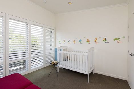 Photo of property in 48 View Ridge Drive, Ranui, Auckland, 0612