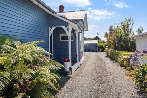 Photo of property in 12 Parsonage Road, Waimate, 7924