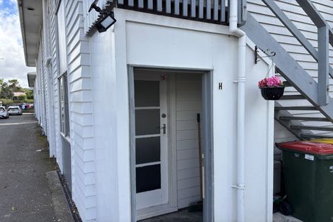 Photo of property in 28h Leighton Avenue, Waiwhetu, Lower Hutt, 5010