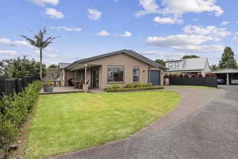 Photo of property in 7 Vela Place, Clarks Beach, 2122