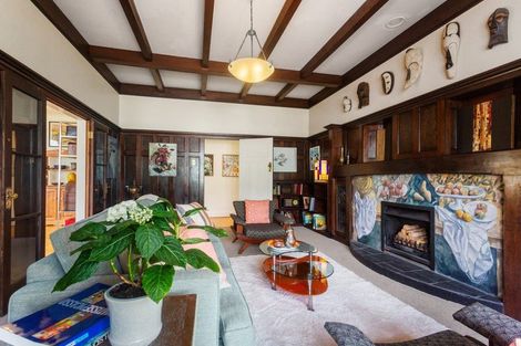 Photo of property in 7 Huia Street, Devonport, Auckland, 0624