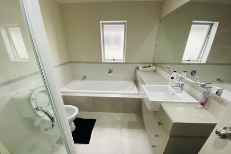 Photo of property in 94 Flat Bush School Road, Flat Bush, Auckland, 2019