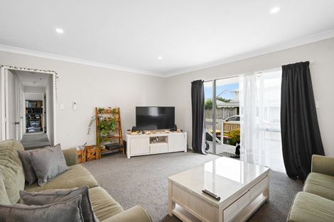 Photo of property in 31 Reeves Close, Fairview Downs, Hamilton, 3214