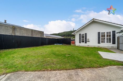 Photo of property in 45 Berkeley Road, Wainuiomata, Lower Hutt, 5014