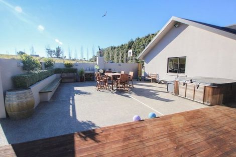 Photo of property in 4/102 Beach Road, Awamoa, Oamaru, 9495