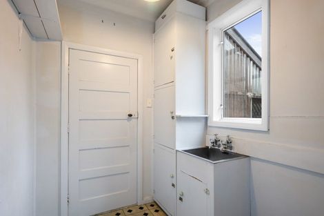 Photo of property in 22 Mckenzie Street, Levin, 5510