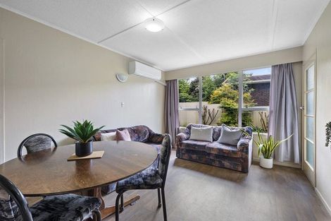 Photo of property in 7a Waterloo Place, Westown, New Plymouth, 4310