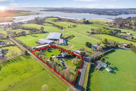 Photo of property in 209 Karaka Nth Road, Karaka, Papakura, 2580