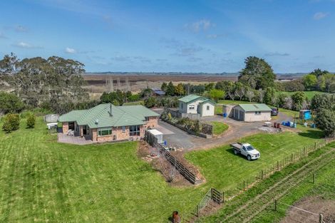 Photo of property in 795 Island Block Road, Island Block, Te Kauwhata, 3782