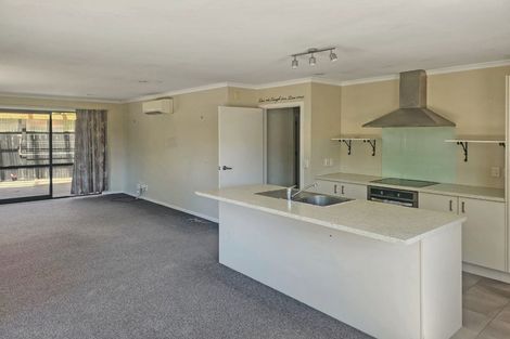 Photo of property in 9a George Street, Stokes Valley, Lower Hutt, 5019