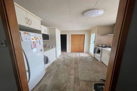 Photo of property in 17 Highland Park Drive, Highland Park, Auckland, 2010