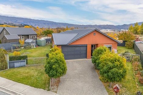 Photo of property in 21 Walnut Grove, Alexandra, 9320