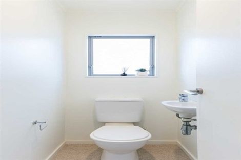 Photo of property in 54a Strathavon Road, Miramar, Wellington, 6022